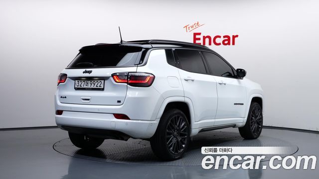 Jeep Compass S 2.4 AWD — пробег 63 760 км — фото 2 из 5
