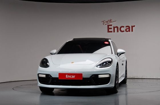 Porsche Panamera 2.9 AWD E-Hybrid — пробег 67 027 км — фото 3 из 5