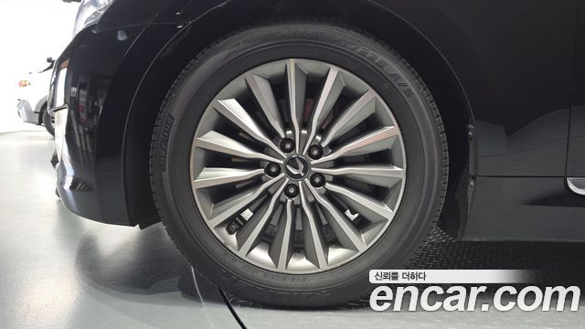 Hyundai Equus из Кореи Encar