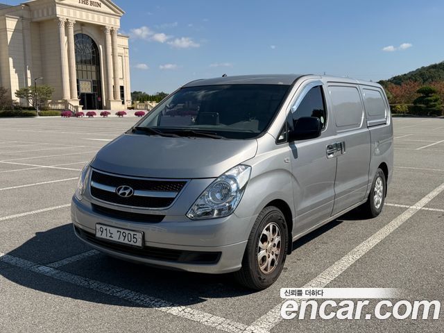 Hyundai Starex 3-Seater VAN CVX Deluxe — пробег 192 932 км — фото 2 из 5