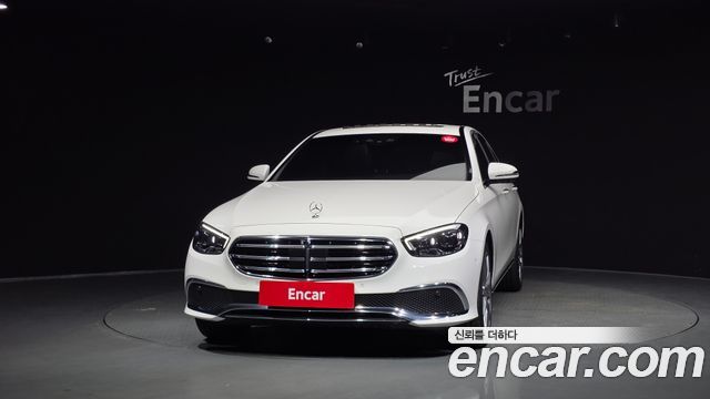 Mercedes-Benz E-Class E300e 4MATIC Exclusive — пробег 42 609 км — фото 3 из 5