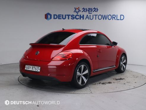Volkswagen Beatle 2.0 TDI Premium 3rd — пробег 92 000 км — фото 2 из 5