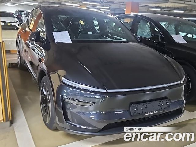 Tesla Model Y L Long Range AWD — пробег 13 км — фото 2 из 5
