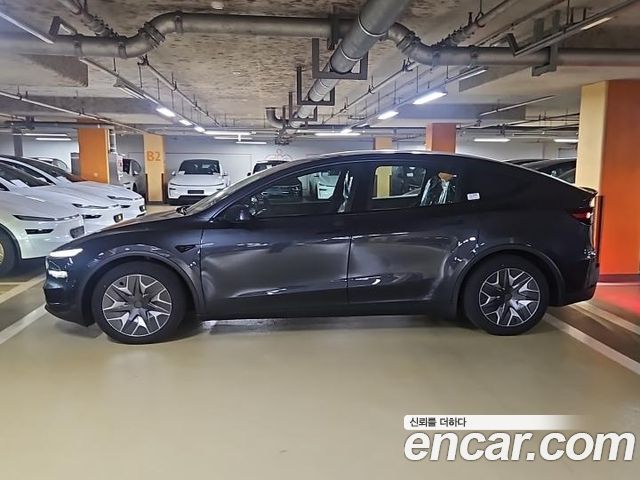 Tesla Model Y L Long Range AWD — пробег 13 км — фото 4 из 5