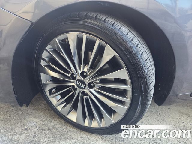 Kia K7 из Кореи Encar