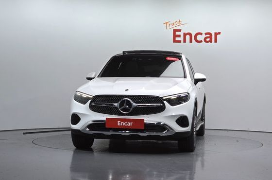 Mercedes-Benz GLC-Class GLC300 4MATIC Avnatgarde Coupe — пробег 28 321 км — фото 3 из 5