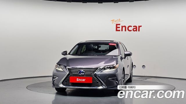 Lexus ES premium XV60 — пробег 36 000 км — фото 3 из 5