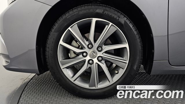Lexus ES premium XV60 — пробег 36 000 км — фото 5 из 5