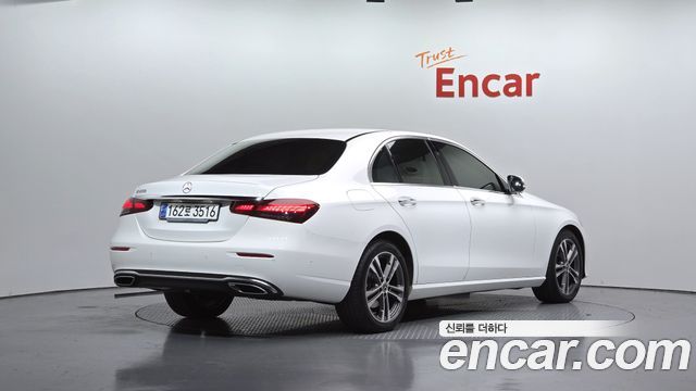 Mercedes-Benz E-Class из Кореи Encar
