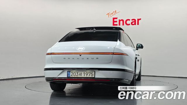 Hyundai Grandeur из Кореи Encar