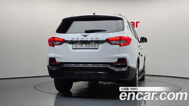 Ssangyong Rexton из Кореи Encar