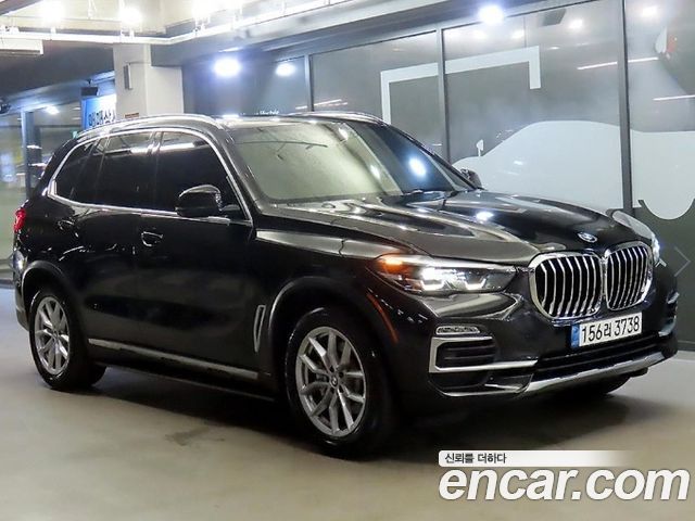 BMW X5 xDrive 40i xLine — пробег 106 347 км — фото 1 из 5