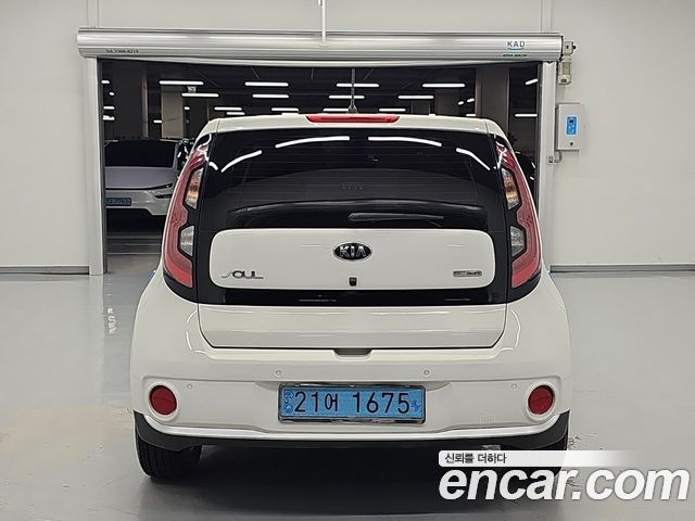 Kia Soul EV — пробег 157 967 км — фото 3 из 5