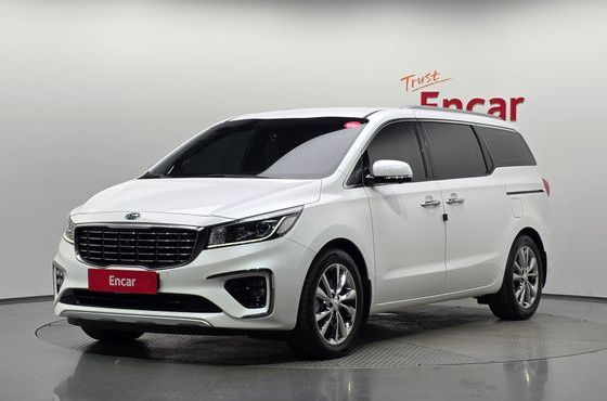 Kia Carnival Gasoline 7-Seater Limousine President — пробег 27 281 км — фото 1 из 5