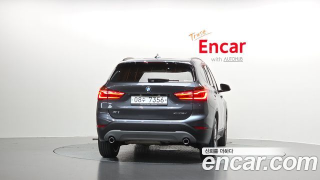 BMW X1 xDrive 18d Joy — пробег 72 000 км — фото 4 из 5
