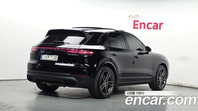 Porsche Cayenne 3.0 PLATINUM EDITION — пробег 26 381 км — фото 2 из 5
