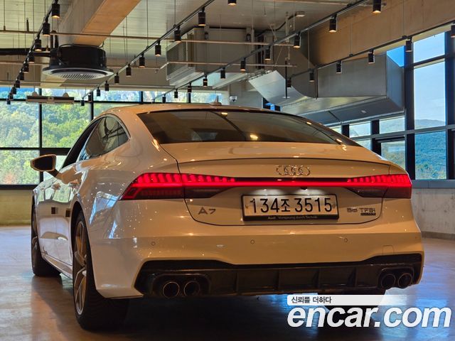 Audi A7 55 TFSI Quattro Premium — пробег 63 600 км — фото 4 из 5