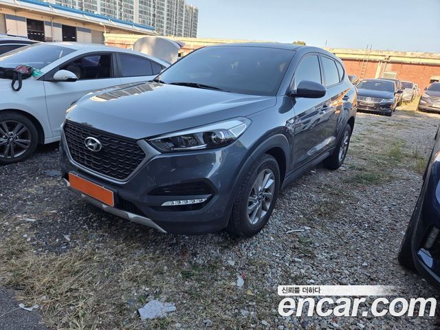 Hyundai Tucson Diesel 1.7 2WD Smart — пробег 180 972 км — фото 3 из 5