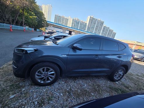 Hyundai Tucson Diesel 1.7 2WD Smart — пробег 180 972 км — фото 4 из 5