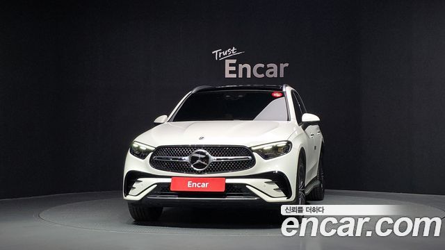 Mercedes-Benz GLC-Class GLC300 4MATIC AMG Line — пробег 13 940 км — фото 3 из 5