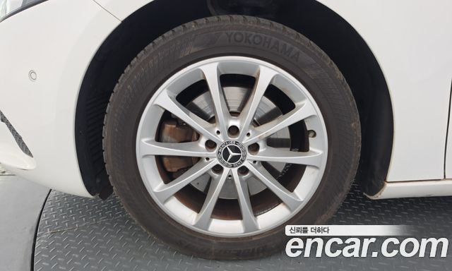 Mercedes-Benz A-Class из Кореи Encar