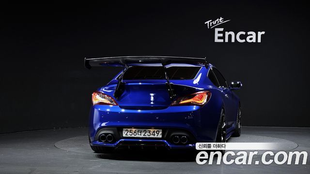 Hyundai Genesis из Кореи Encar