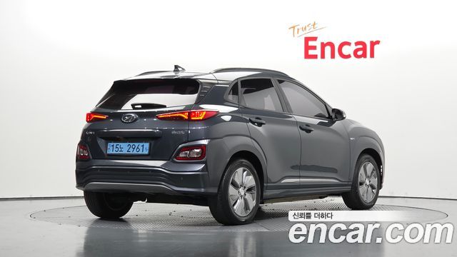 Hyundai Kona Premium — пробег 301 408 км — фото 2 из 5