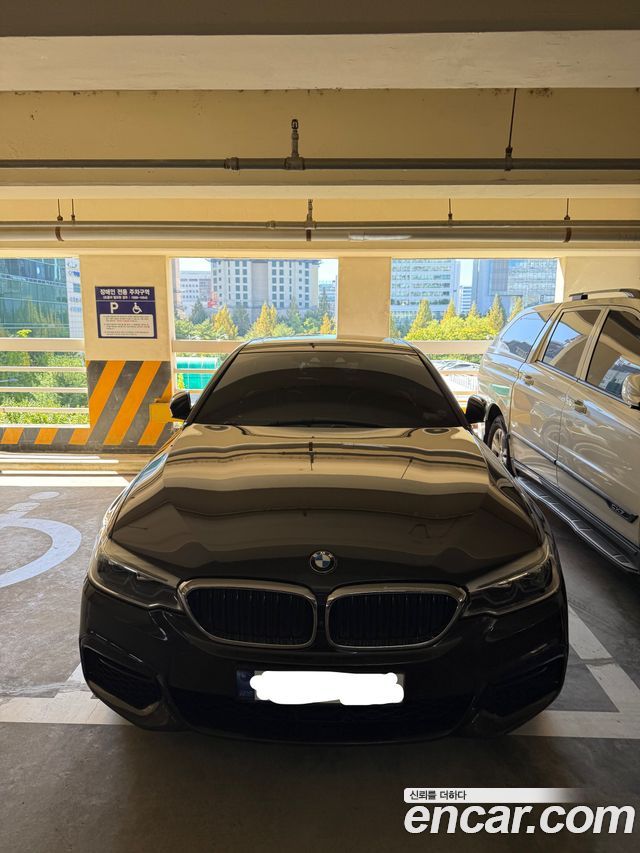 BMW 5-Series 520d xDrive M Sport Package Plus — пробег 140 207 км — фото 3 из 5