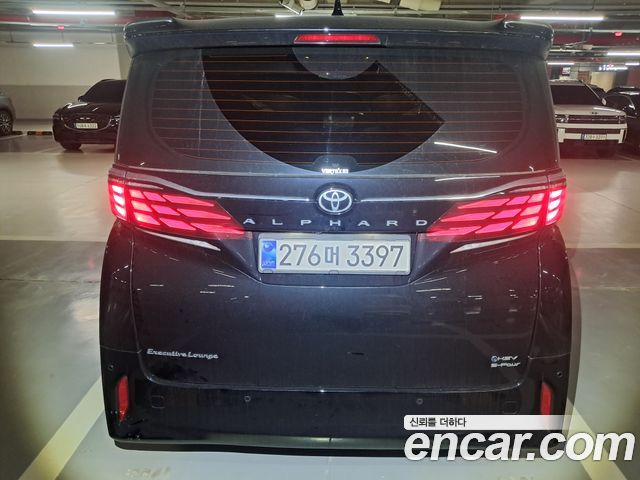 Toyota Alphard 2.5 HEV Executive AWD — пробег 18 810 км — фото 2 из 5