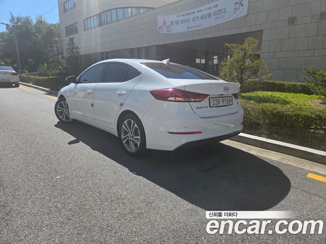 Hyundai AVANTE из Кореи Encar