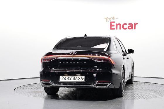 Hyundai Grandeur 2.5 Exclusice — пробег 216 289 км — фото 4 из 5