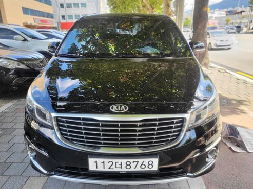 Kia Carnival 9-seater Luxury — пробег 146 883 км — фото 3 из 5