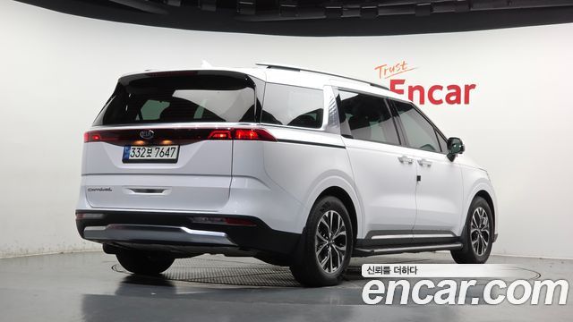 Kia Carnival из Кореи Encar
