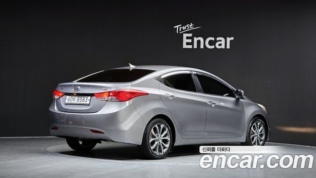 Hyundai AVANTE из Кореи Encar