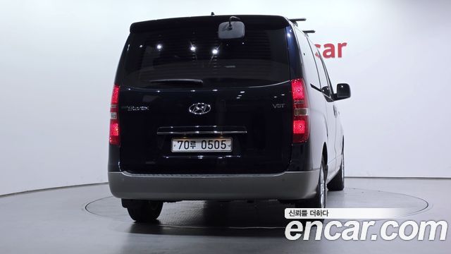 Hyundai Starex Wagon 11-Seater Modern — пробег 66 977 км — фото 4 из 5