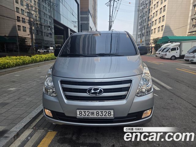 Hyundai Starex 3-Seater LPi VAN CVX Premium — пробег 159 008 км — фото 3 из 5