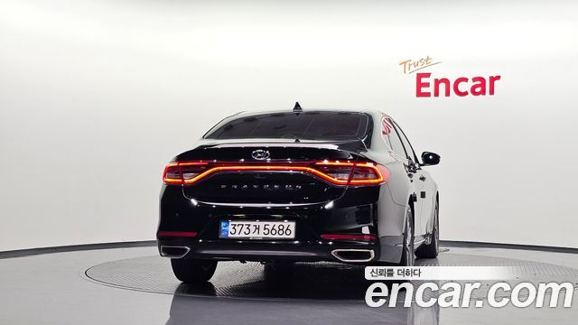 Hyundai Grandeur из Кореи Encar