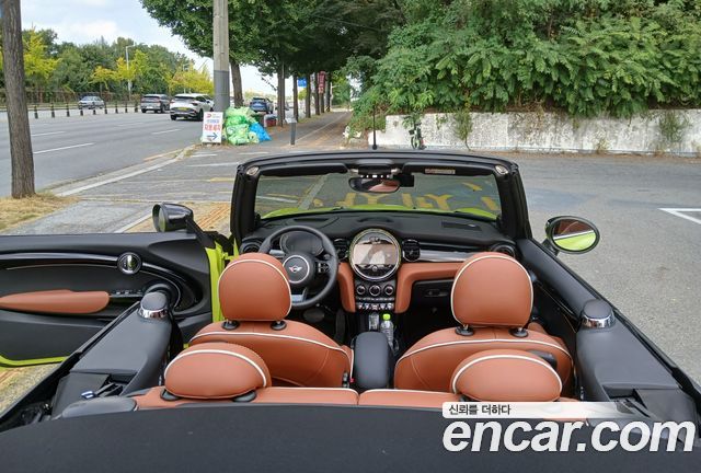 Mini Cooper Convertible Classic Third Generation — пробег 28 990 км — фото 5 из 5