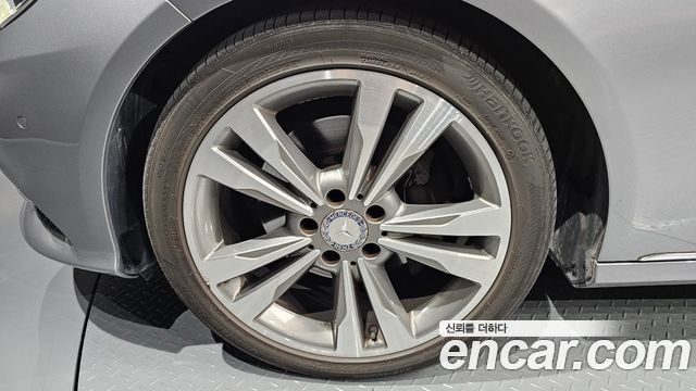Mercedes-Benz E-Class E300 4MATIC Avantgarde — пробег 105 700 км — фото 5 из 5