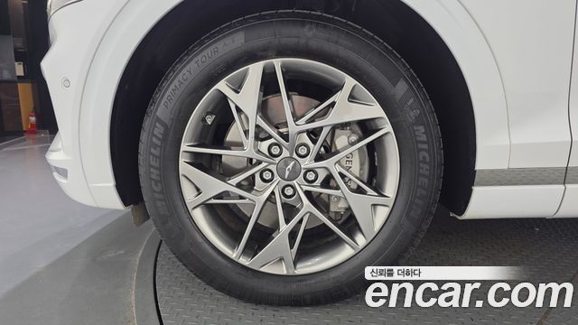 Genesis GV70 2.5T Gasoline AWD — пробег 29 881 км — фото 5 из 5