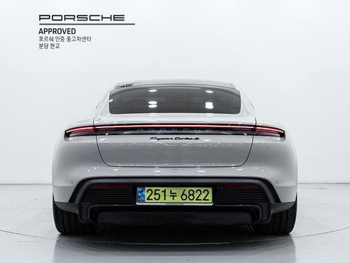 Porsche Taycan Turbo S — пробег 40 440 км — фото 4 из 5