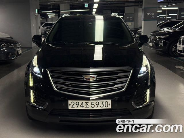 Cadillac XT5 3.6 Premium Plus AWD — пробег 110 046 км — фото 1 из 5