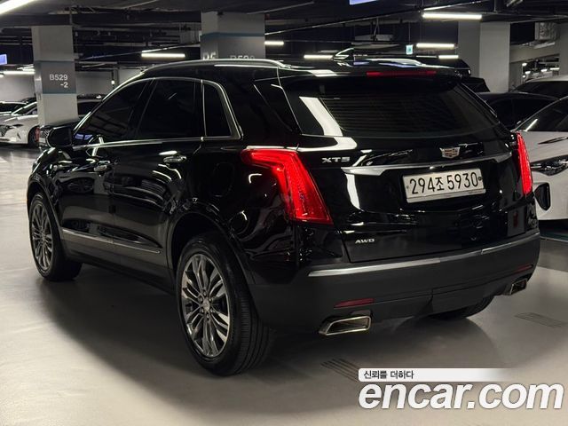 Cadillac XT5 3.6 Premium Plus AWD — пробег 110 046 км — фото 3 из 5