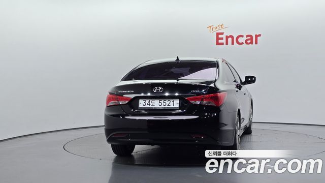 Hyundai Sonata CVVL Premium — пробег 143 991 км — фото 4 из 5