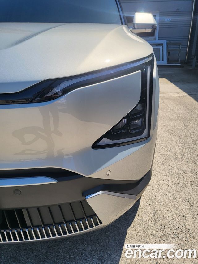 Kia EV5 Long Range 2WD AIr — пробег 5 024 км — фото 2 из 5