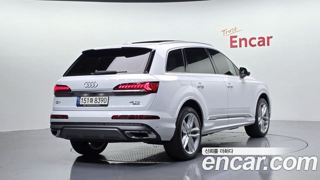 Audi Q7 45 TDI Quattro Premium — пробег 40 019 км — фото 2 из 5