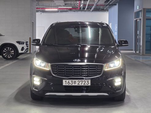 Kia Carnival 9-Seater Prstige — пробег 105 811 км — фото 3 из 5