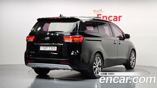 Kia Carnival 9-Seater Noblesse Special — пробег 223 568 км — фото 2 из 5