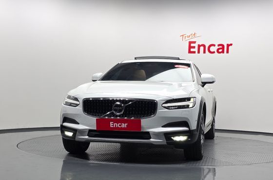 Volvo V90 T5 Pro AWD — пробег 159 092 км — фото 3 из 5