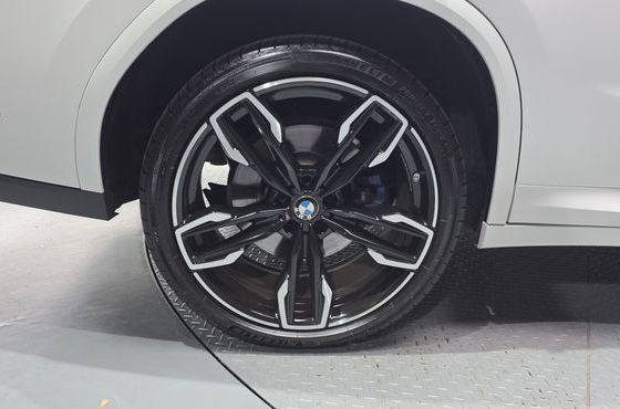 BMW X4 xDrive M40i — пробег 33 677 км — фото 5 из 5
